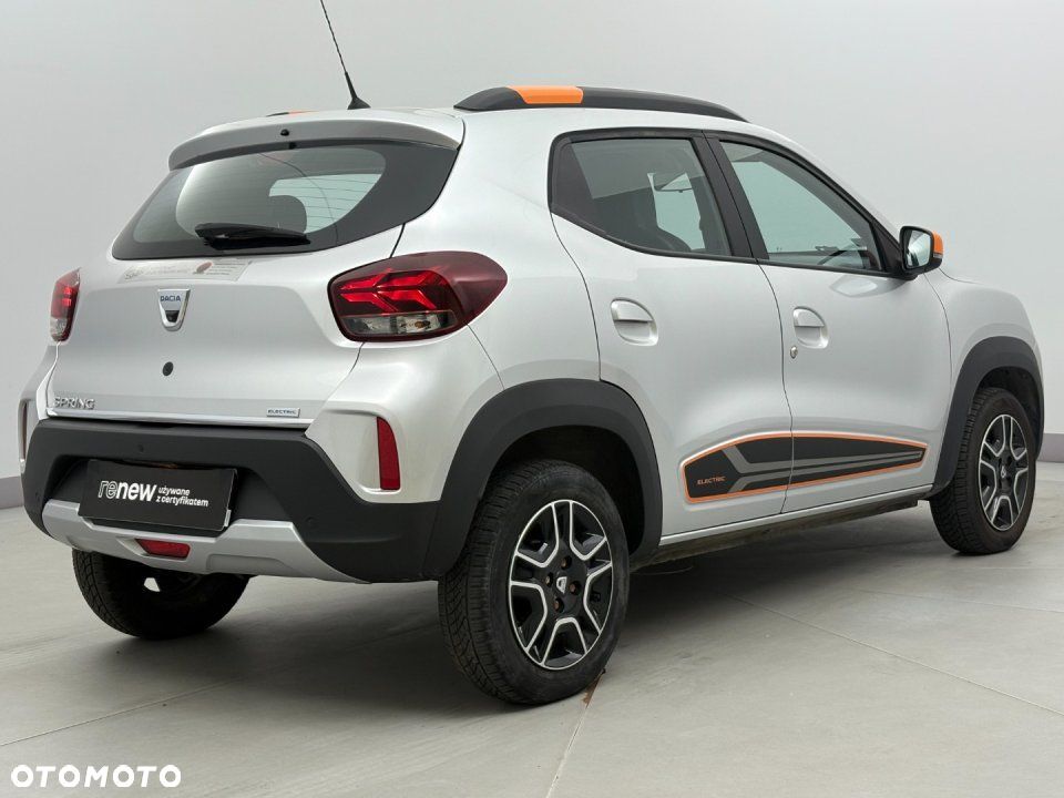 Dacia Spring - 5