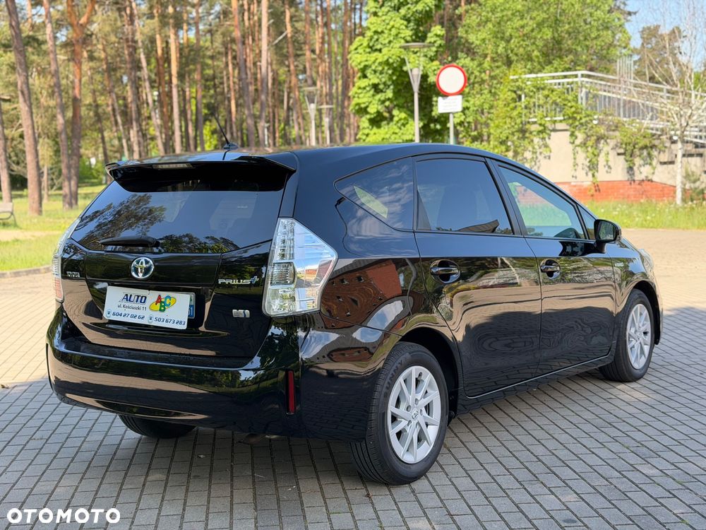 Toyota Prius+ (Hybrid) Executive - 3