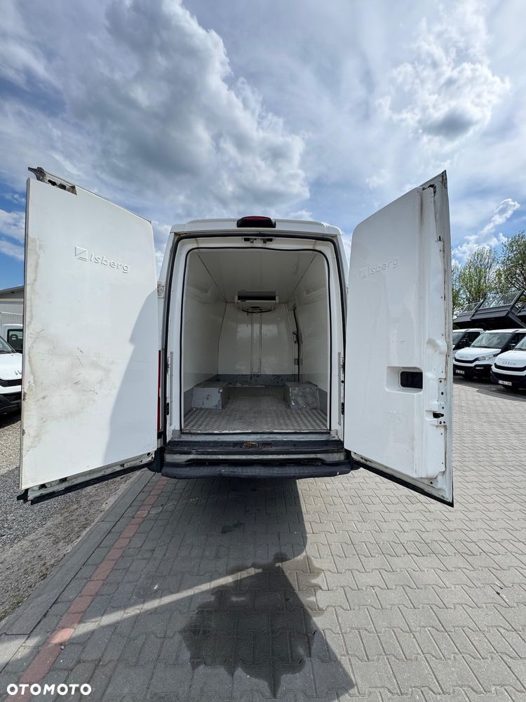 Iveco 35C13 FURGON BLASZAK CHŁODNIA - 8