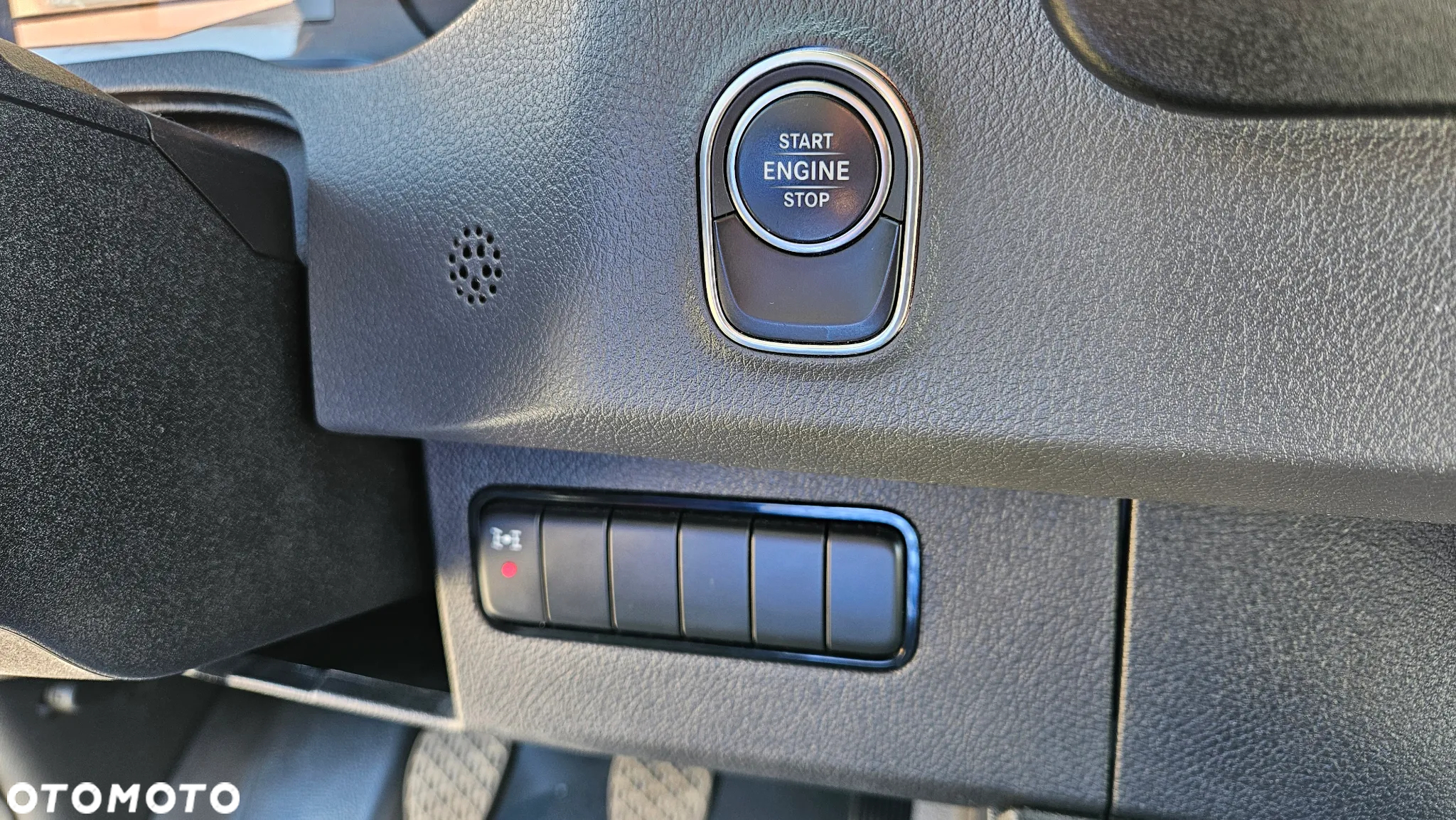 Mercedes-Benz Sprinter 4x4 rok 2020 przebieg 73800km silnik 3.0 moc 190ps klimatronik - 12