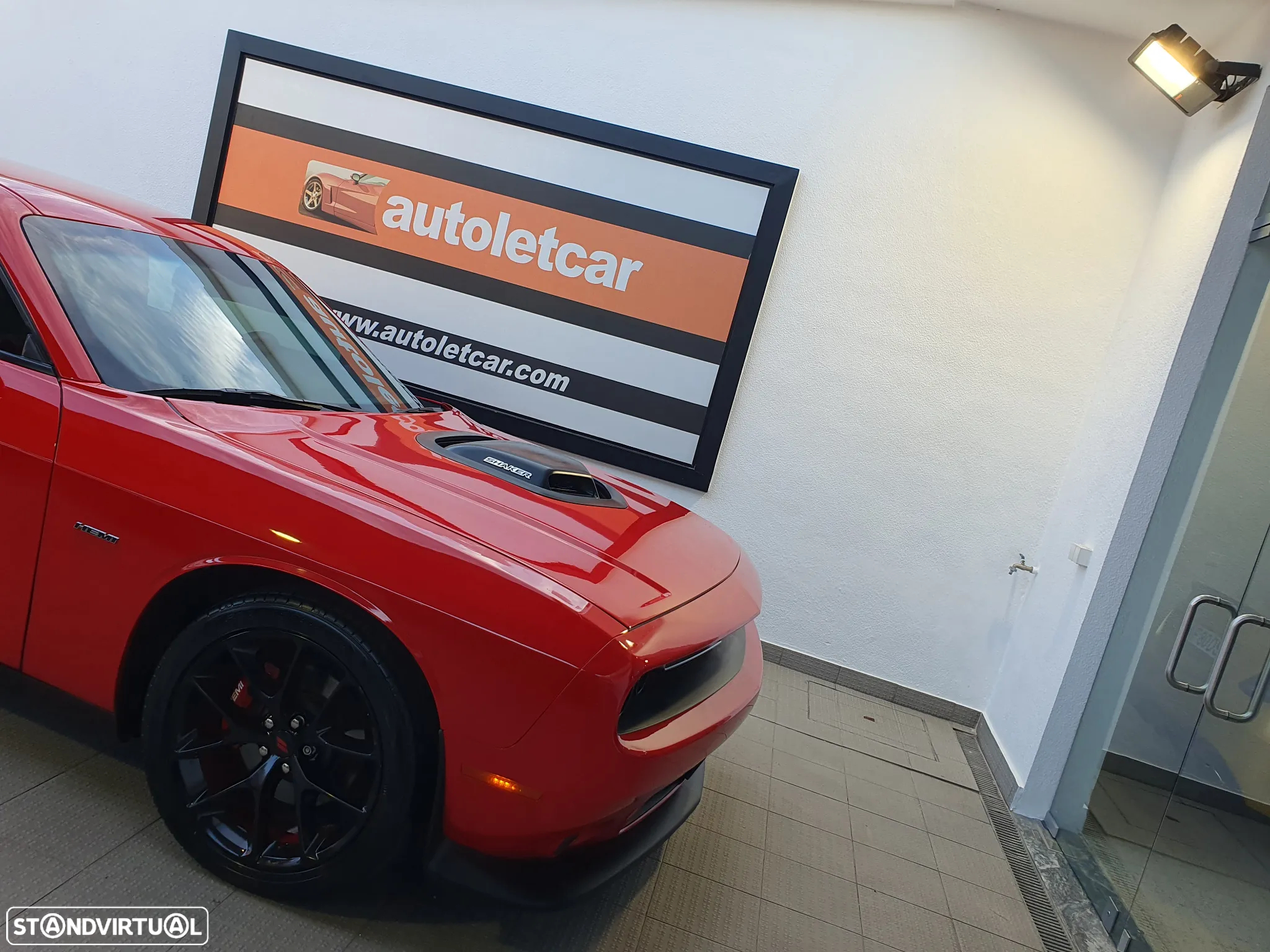 Dodge Challenger Auto R/T Plus Shaker - 35