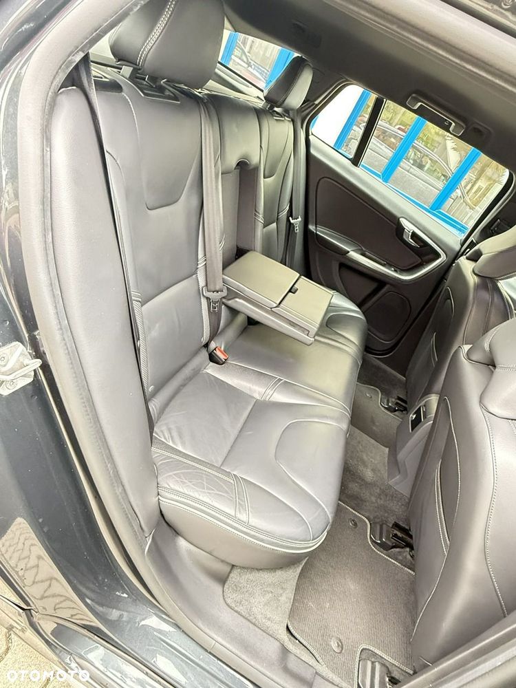 Volvo V60 - 21