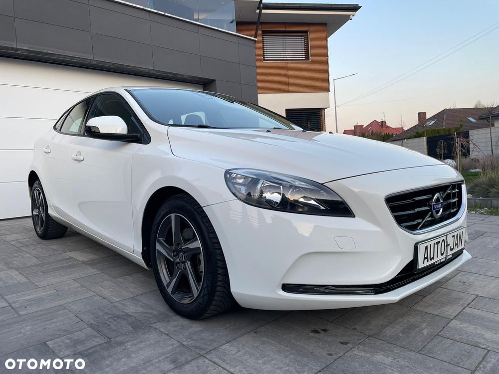 Volvo V40 D2 Summum - 31