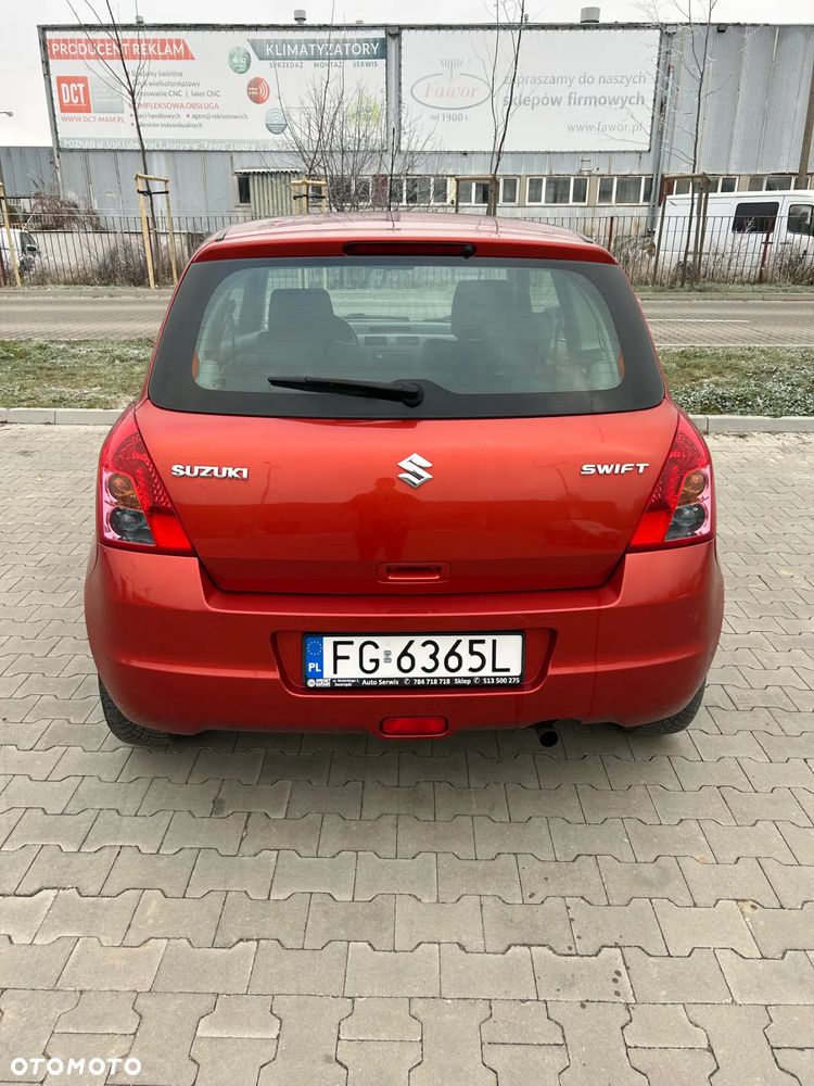 Suzuki Swift - 9