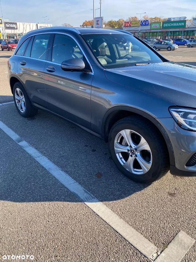 Mercedes-Benz GLC - 4