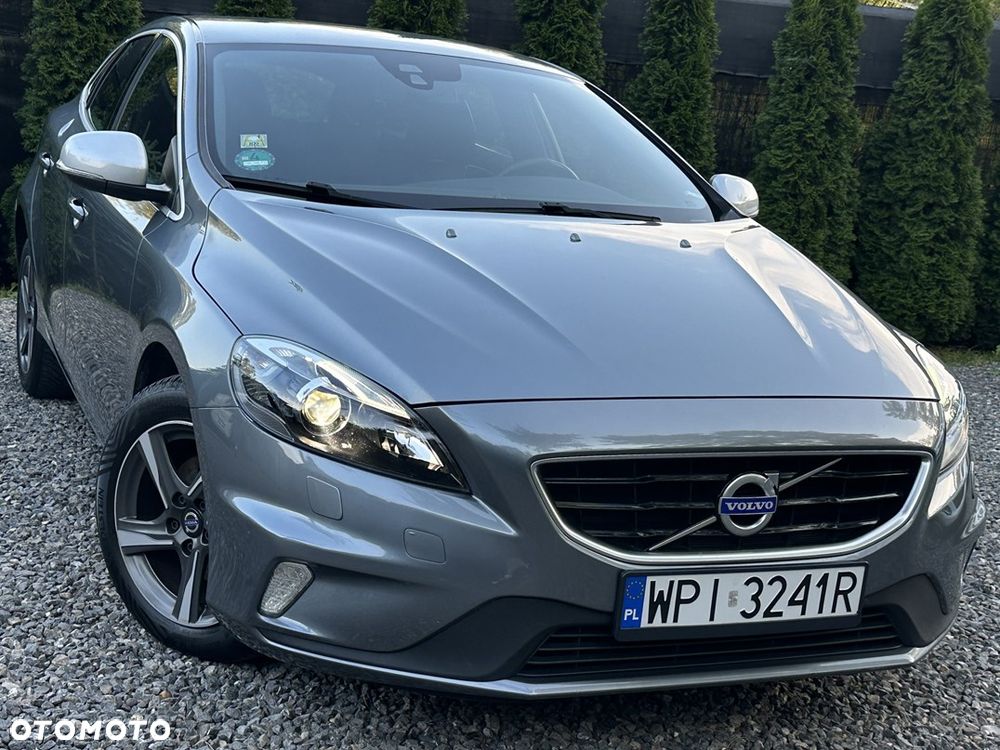 Volvo V40 D2 Drive-E R-Design Kinetic - 3