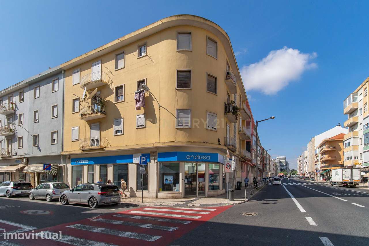 Apartamento T2 em São Domingos de Benfica, Lisboa - Grande imagem: 3/38