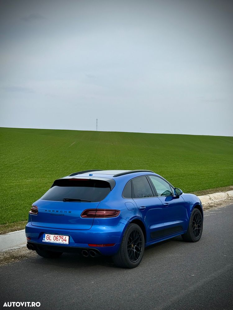 Porsche Macan - 5