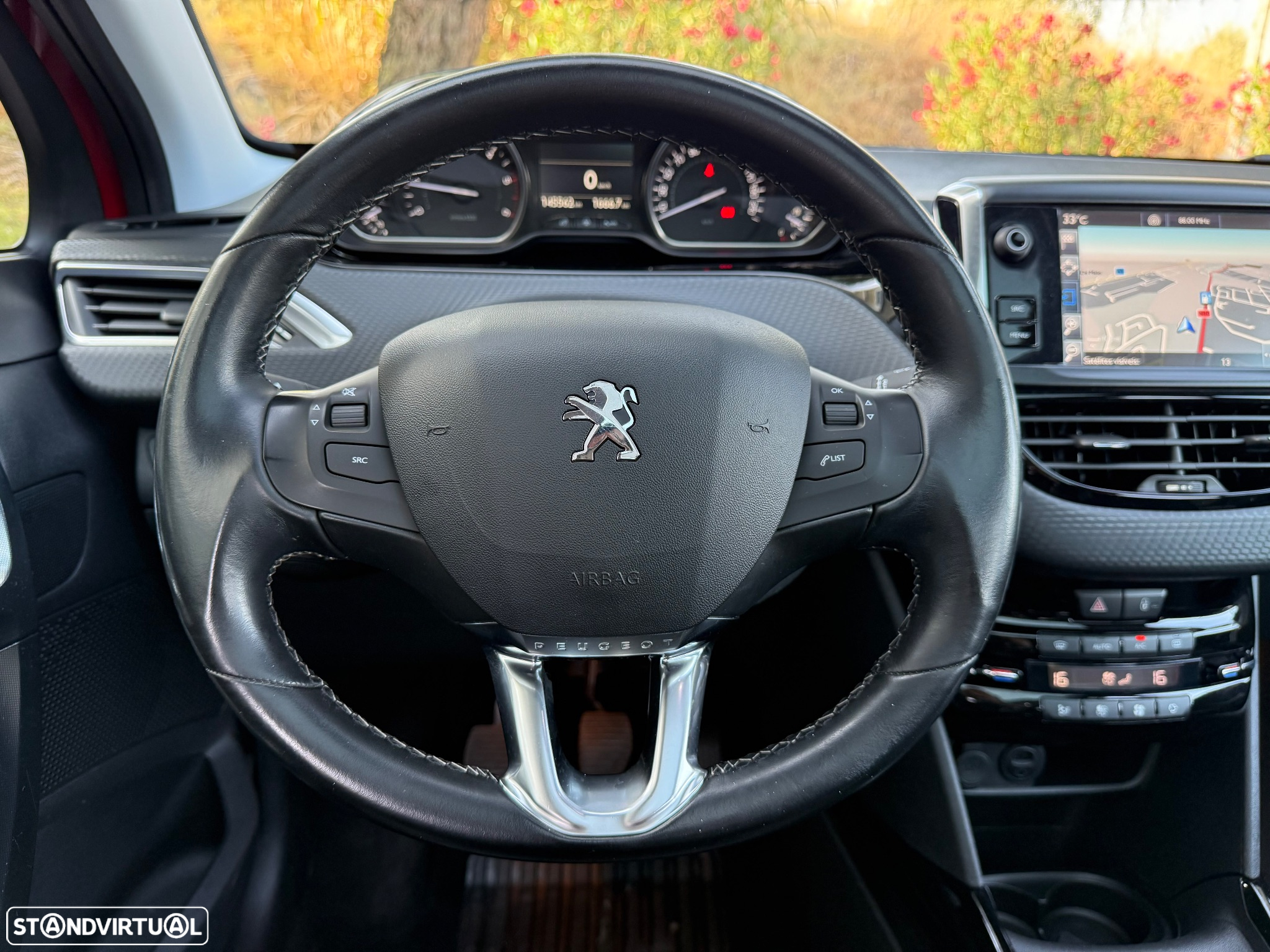 Peugeot 2008 1.6 BlueHDi Allure - 28