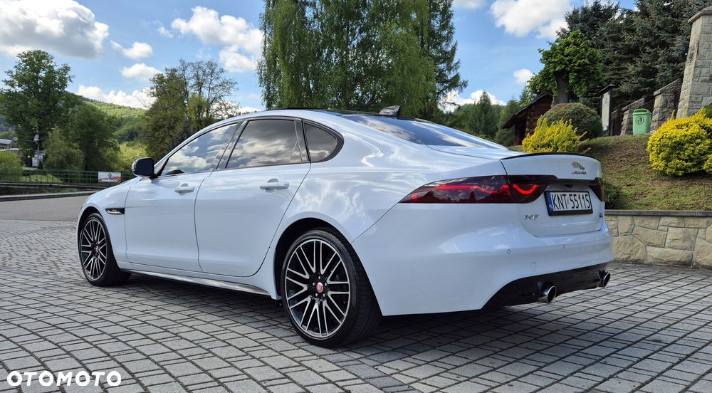 Jaguar XF 3.0 V6 AWD R-Sport - 13