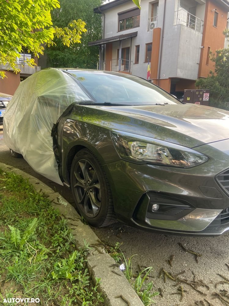Ford Focus 1.5 EcoBlue Start-Stopp-System ST-LINE DESIGN - 1