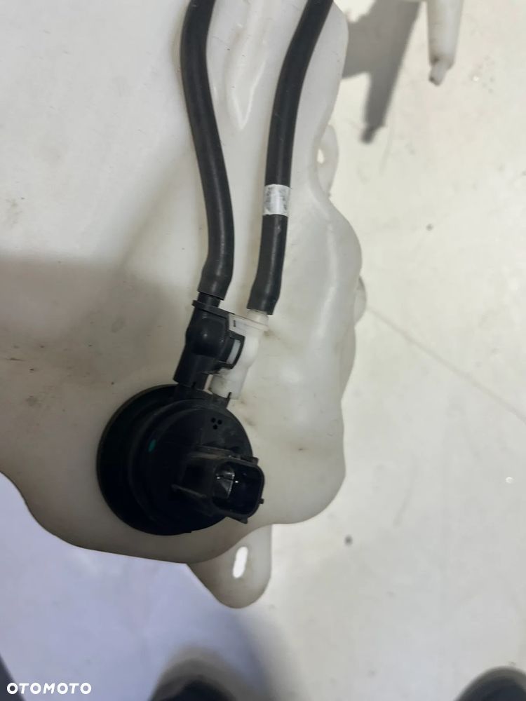 ZBIORNIK ZBIORNICZEK SPRYSKIWACZY Ford Puma MK2 II L1TB17B613AD - 2