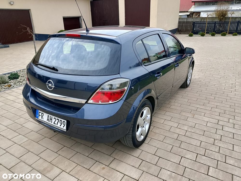 Opel Astra 1.6 Color Edition - 7