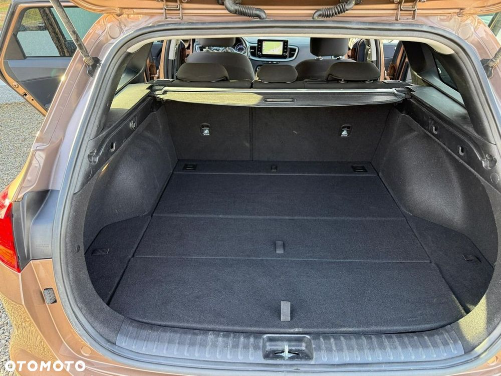 Kia Ceed 1.0 T-GDI Business Line - 31
