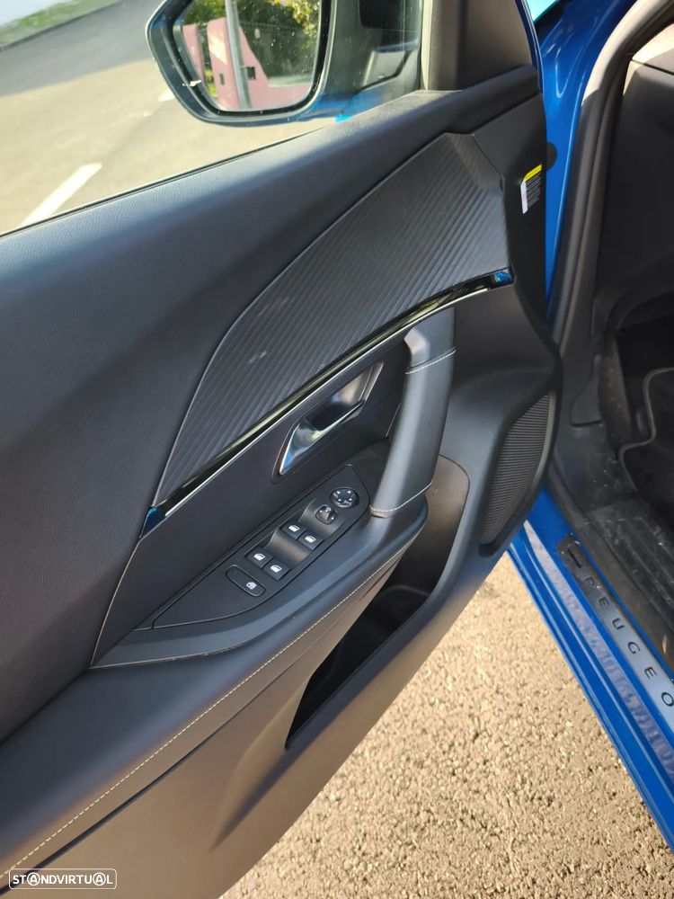 Peugeot e-2008 GT - 20