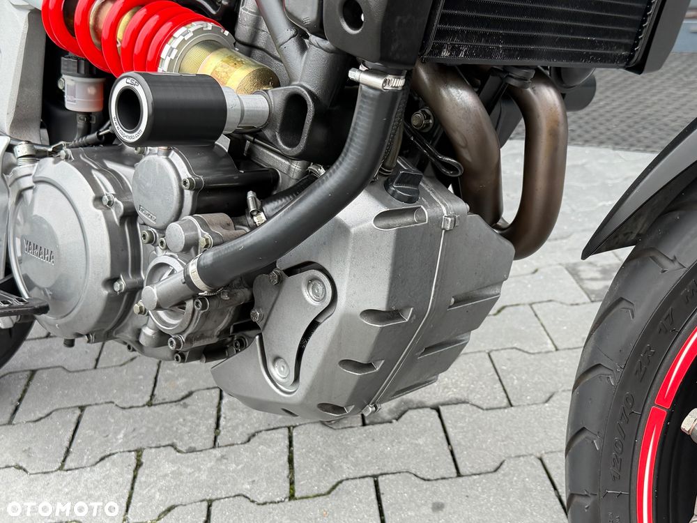 Yamaha MT - 18