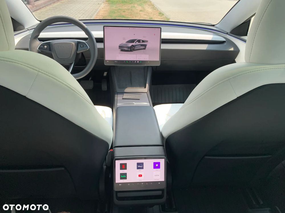 Tesla Model 3 AWD - 16