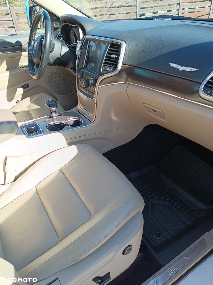 Jeep Grand Cherokee - 7