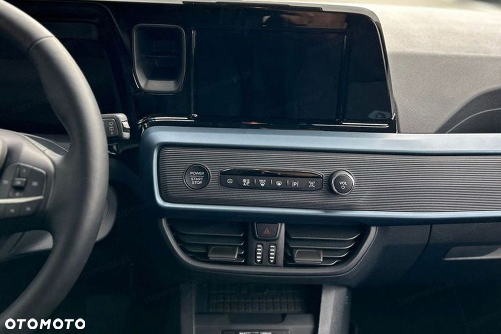 Ford Tourneo Courier - 11