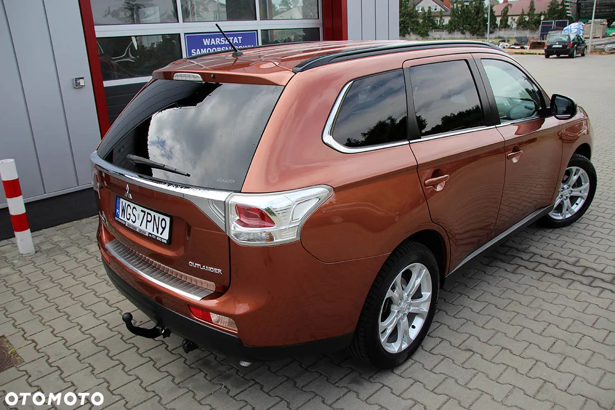 Mitsubishi Outlander 2.2 DID Intense + 4WD - 10