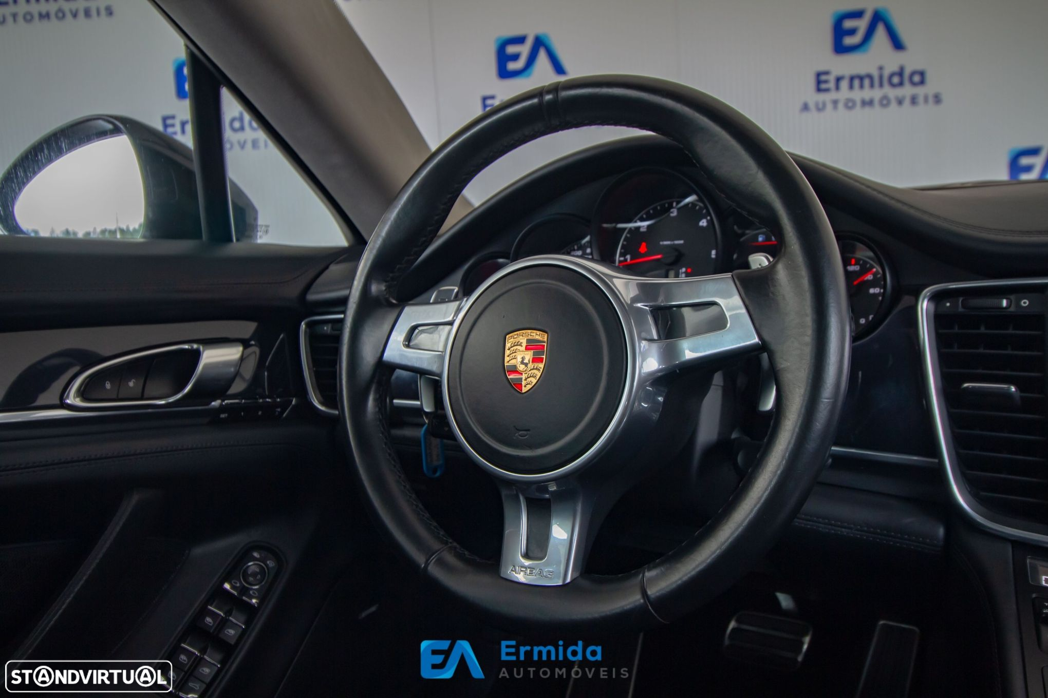 Porsche Panamera Platinum Edition - 44