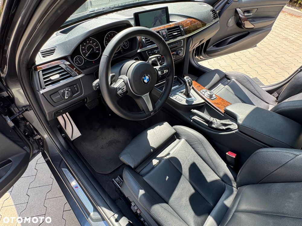 BMW Seria 3 335i Sport-Aut Sport Line - 23