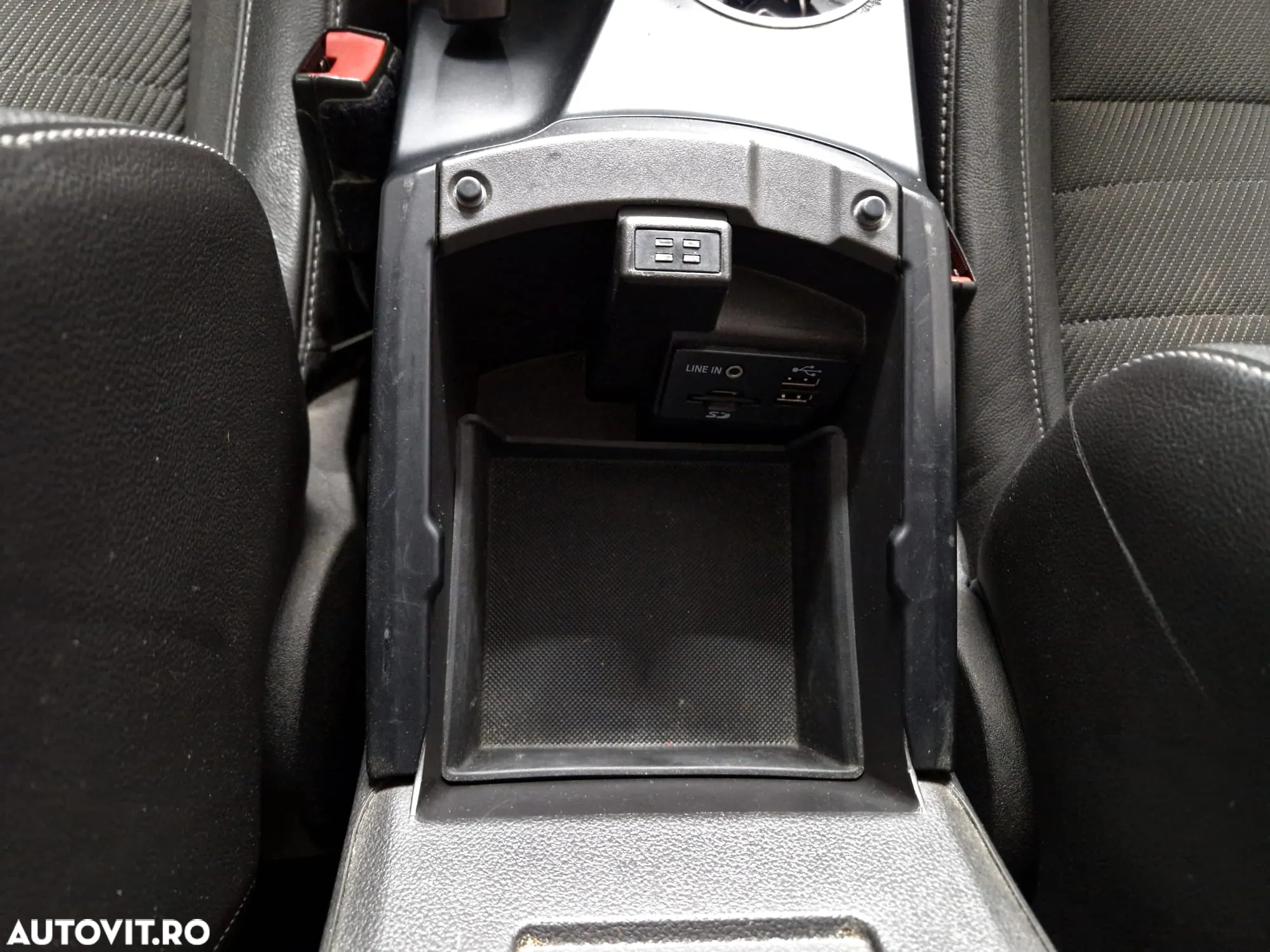 Ford Kuga 2.0 TDCi Powershift 4WD Trend - 21