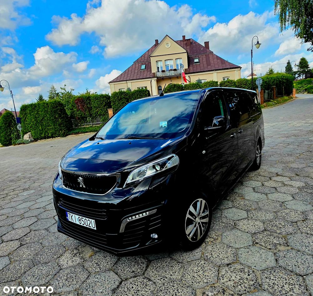 Peugeot Traveller