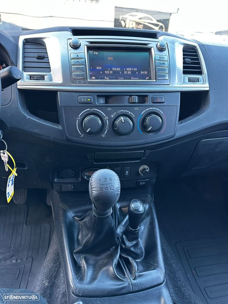 Toyota Hilux 2.5 D-4D 4WD CD - 16