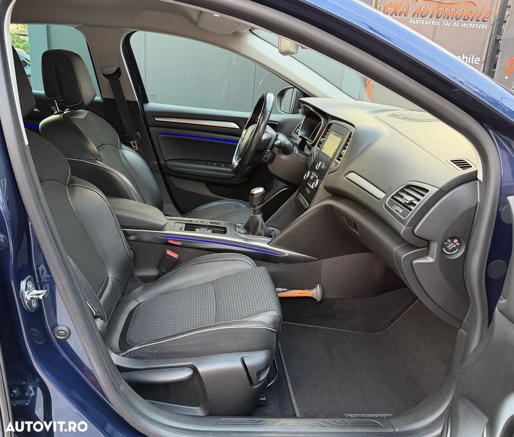 Renault Megane TCe 140 GPF BOSE EDITION - 11