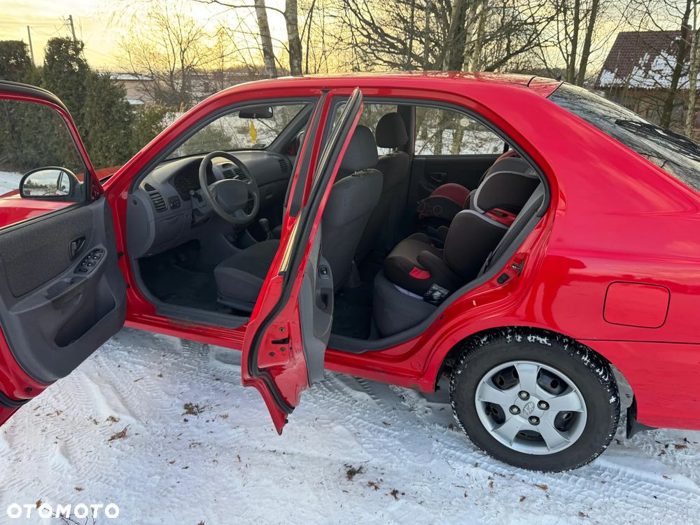Hyundai Accent 1.5 Active - 8