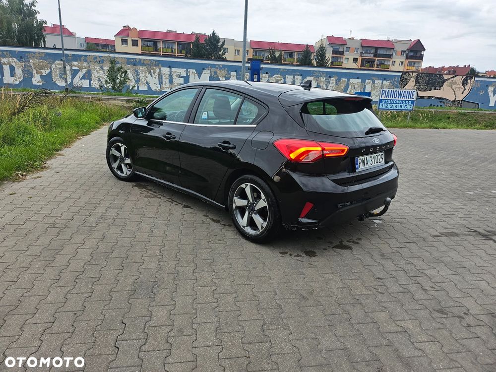 Ford Focus 1.0 EcoBoost Hybrid TITANIUM STYLE - 3