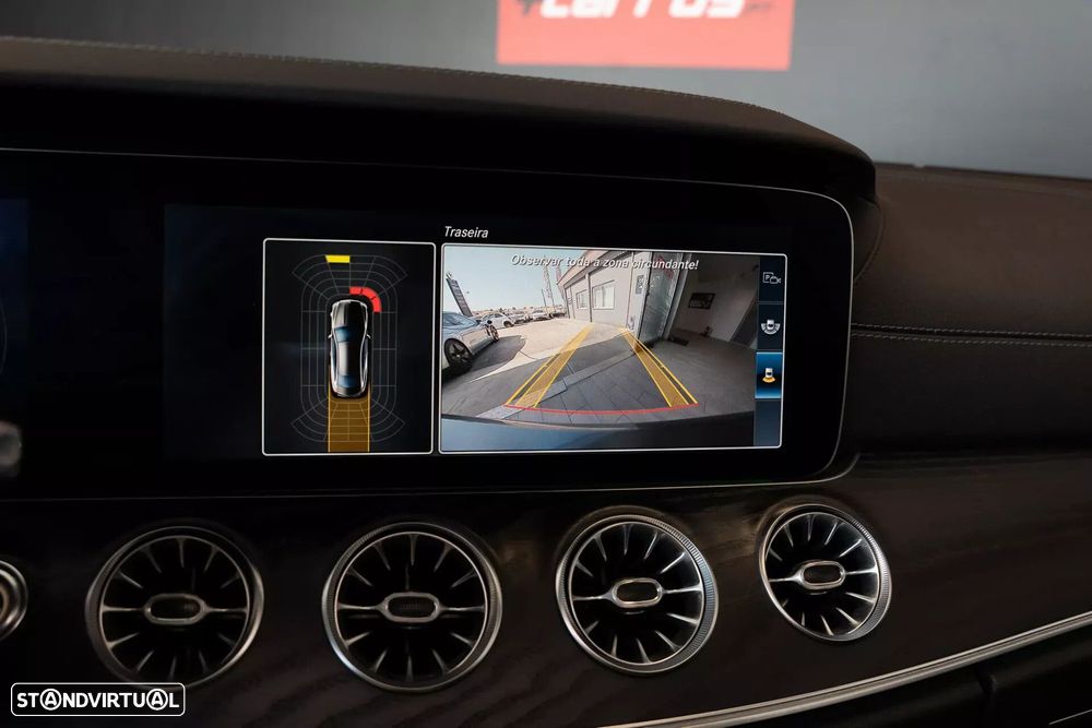 Mercedes-Benz E 220 - 16