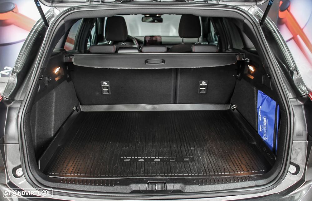 Ford Focus SW 1.5 TDCi EcoBlue ST-Line - 30