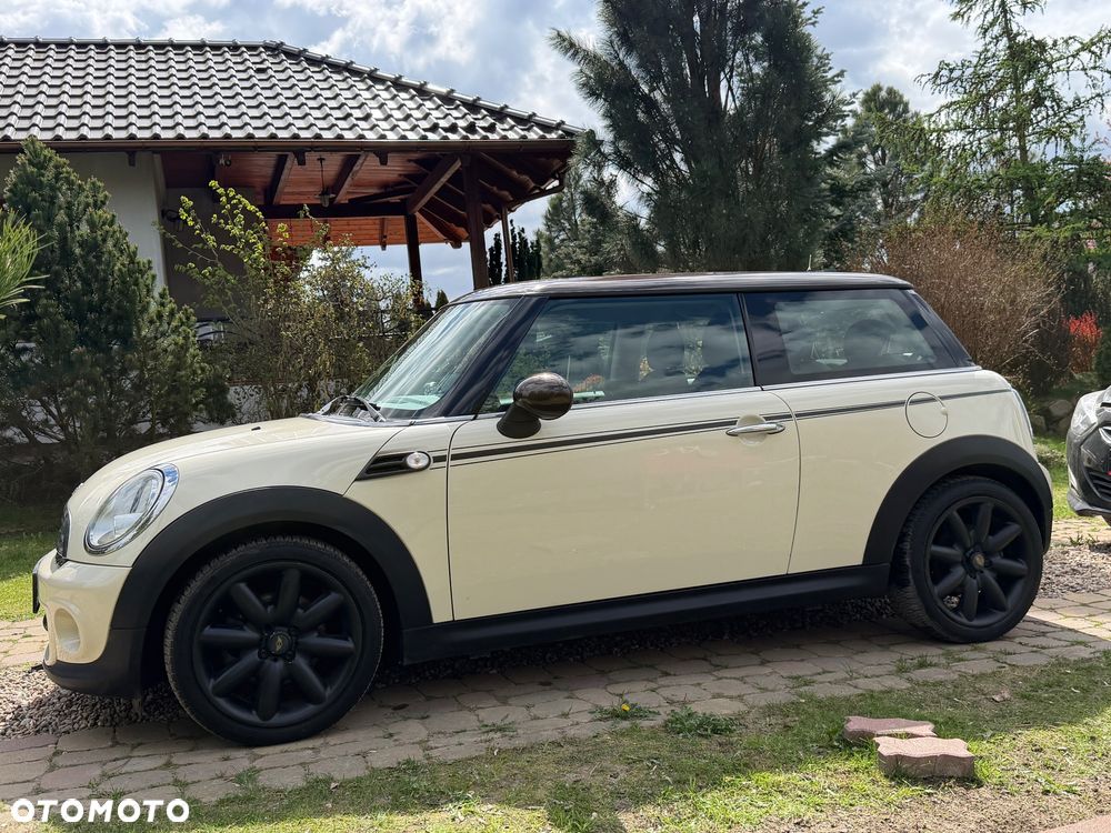 MINI Cooper D Brick Lane - 2