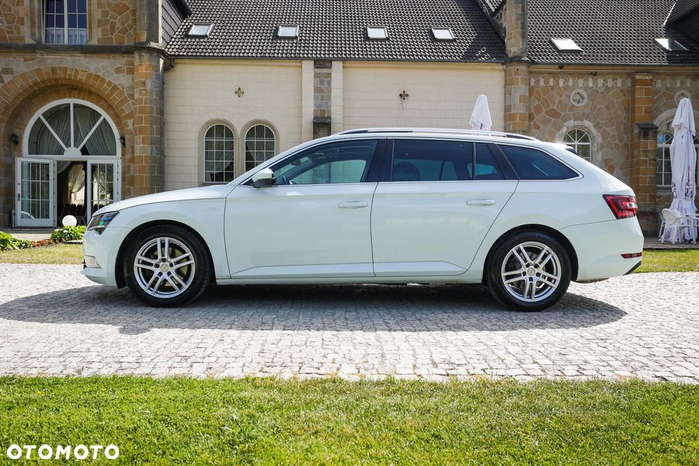 Skoda Superb 2.0 TDI 4x4 DSG L&K - 4