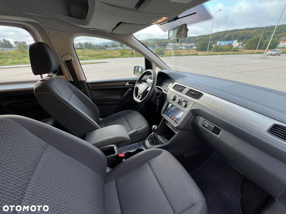 Volkswagen Caddy - 23