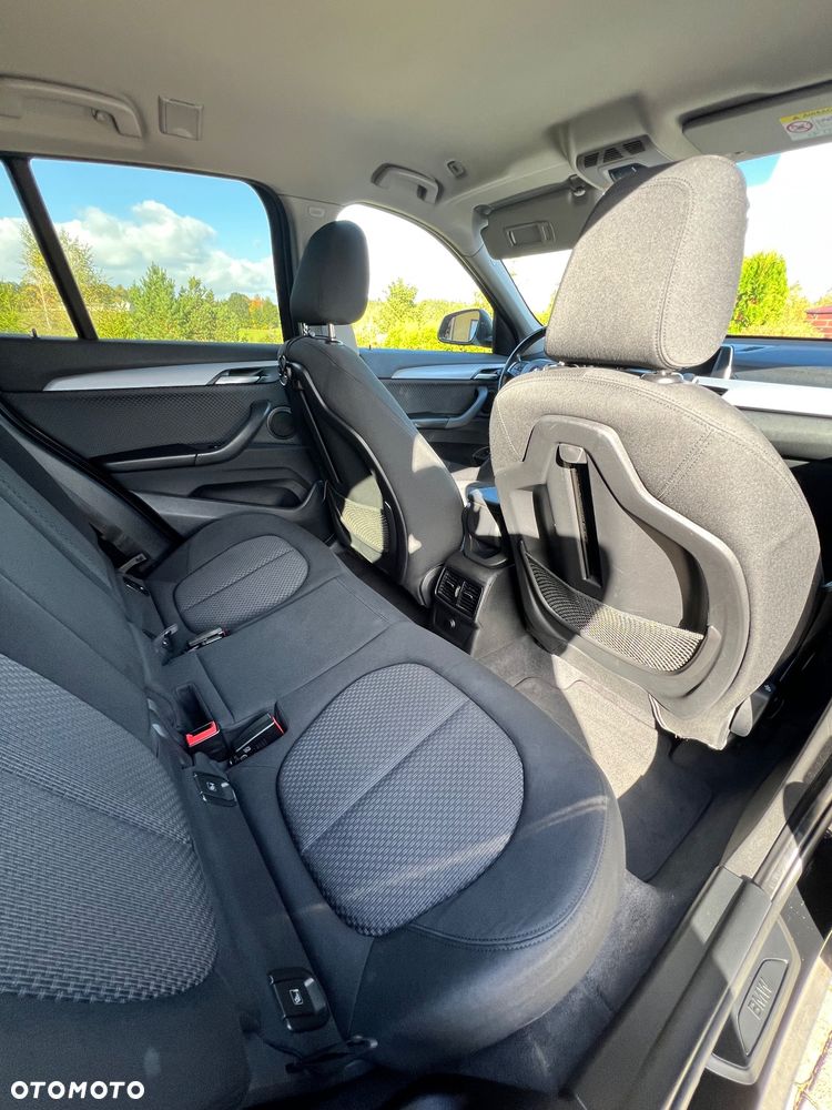 BMW X1 xDrive20i - 8