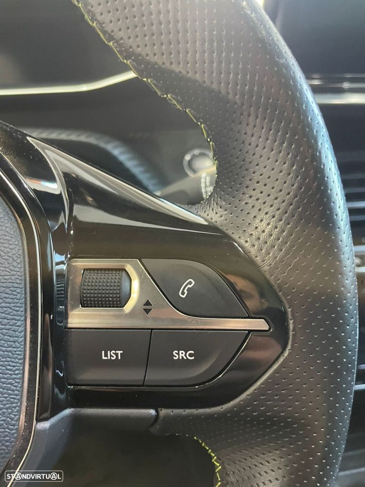 Peugeot e-2008 GT - 16