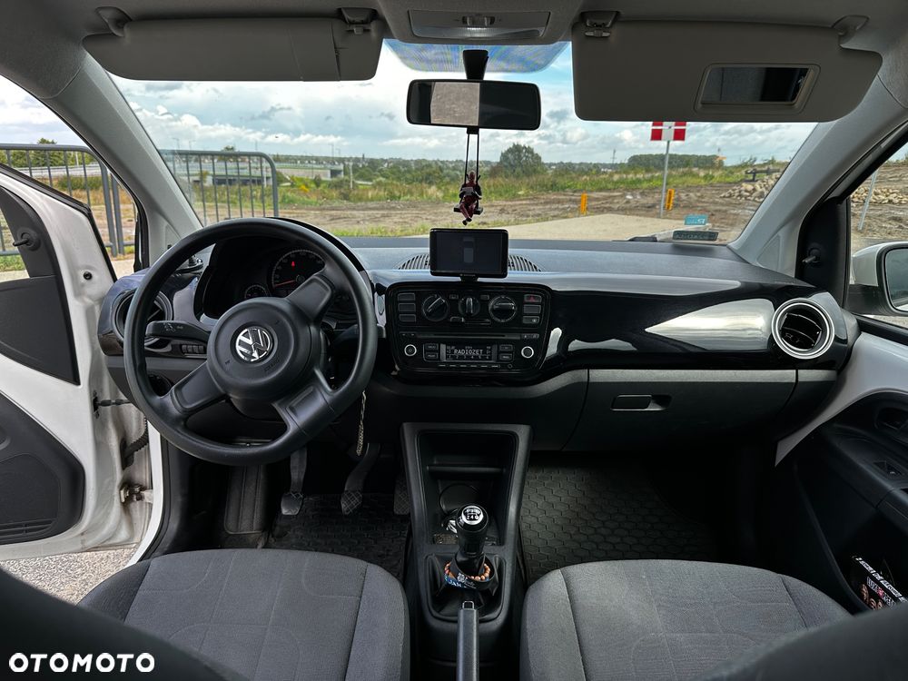 Volkswagen up! - 13