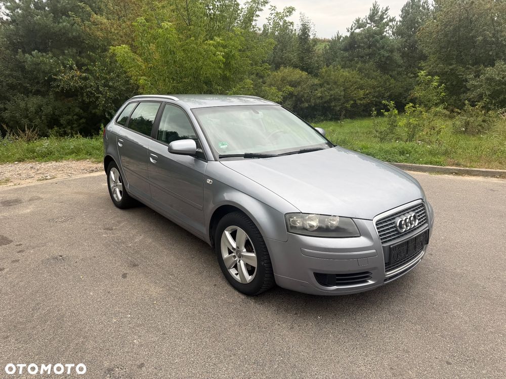 Audi A3 Sportback 1.6 Ambition - 4