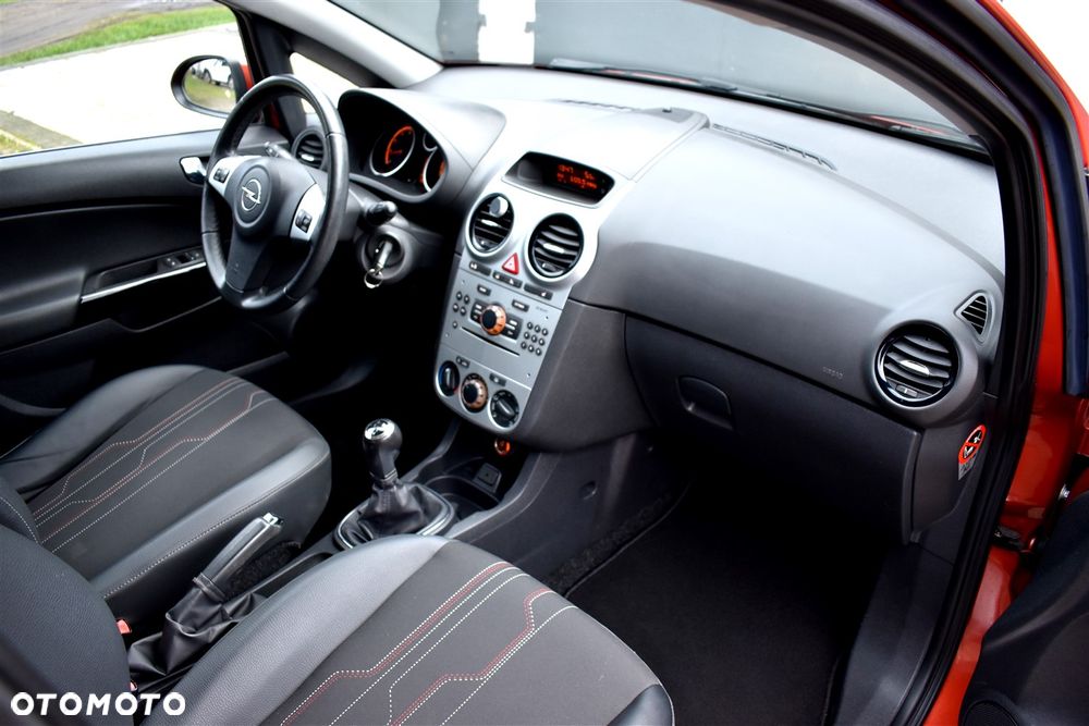 Opel Corsa 1.2 16V Innovation 110 Jahre - 28