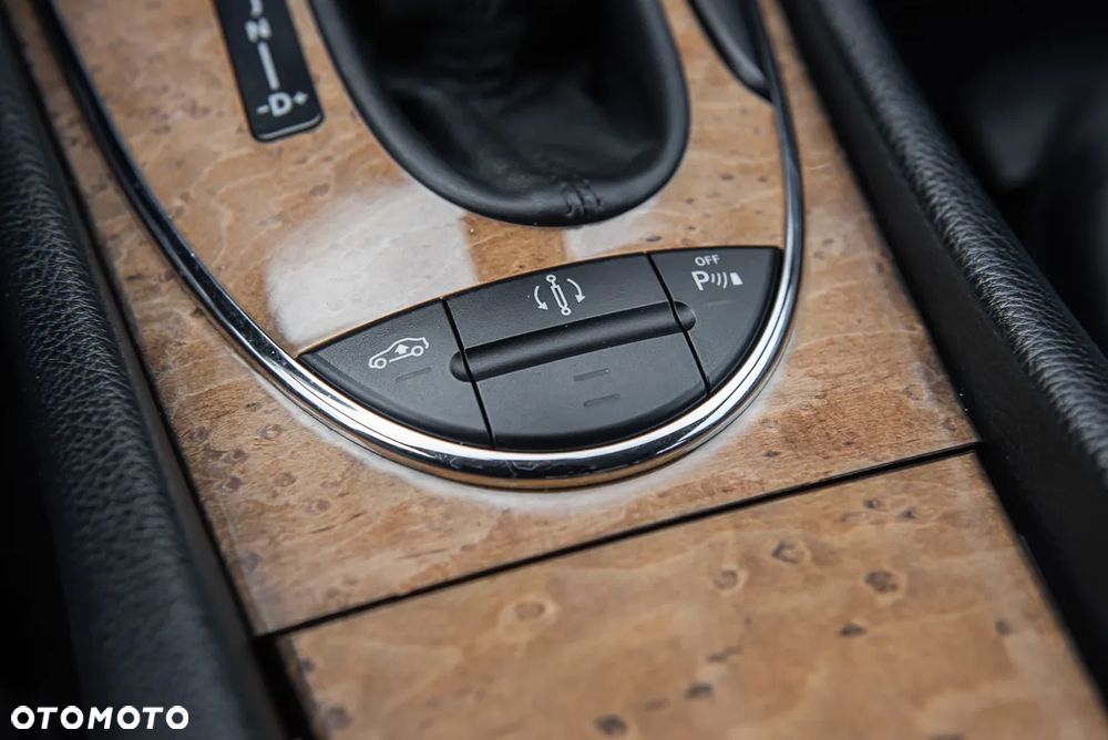 Mercedes-Benz Klasa E 320 CDI 4-Matic Avantgarde - 24