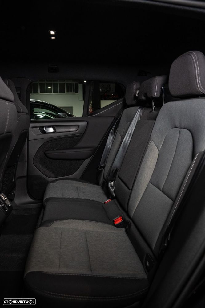 Volvo XC 40 - 29