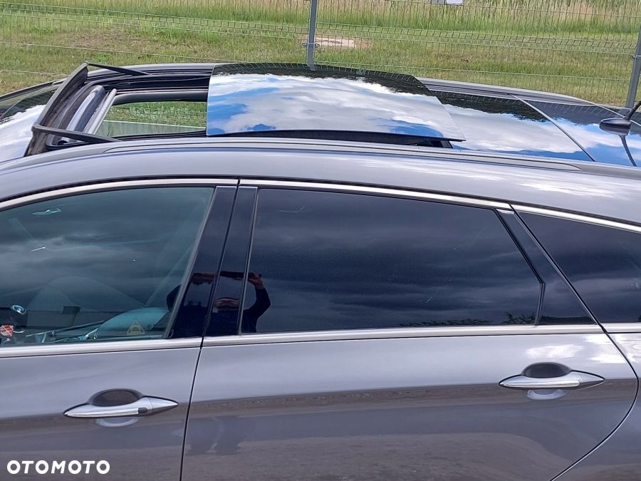 Hyundai i40 2.0 Premium - 2