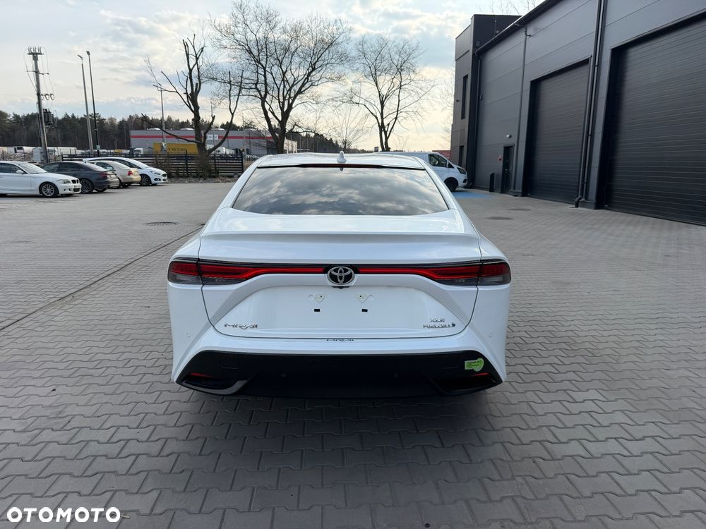 Toyota Mirai - 6