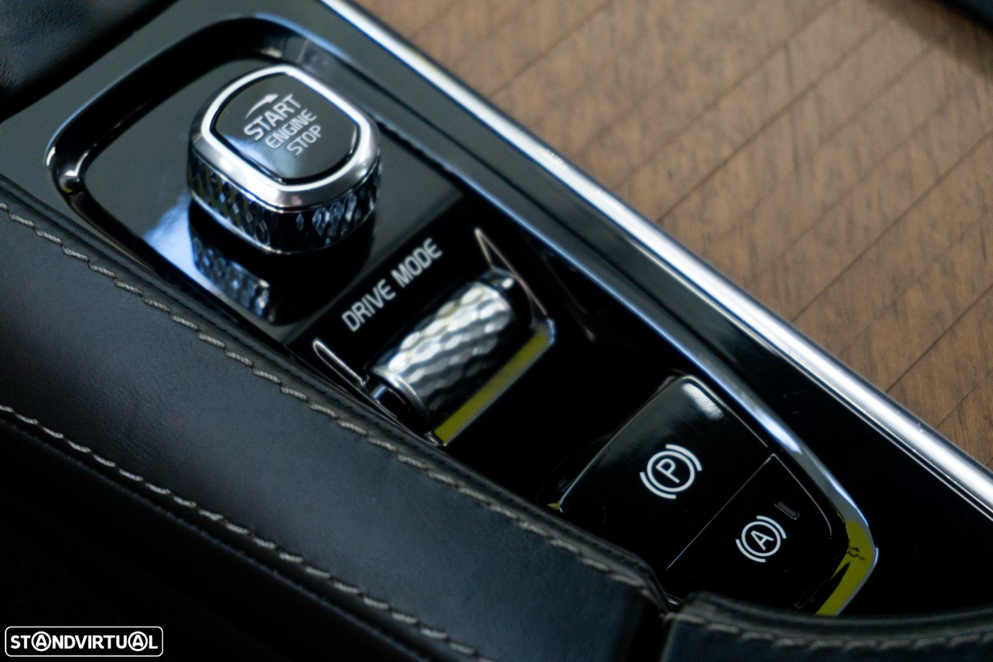 Volvo V90 2.0 D4 Inscription Geartronic - 32