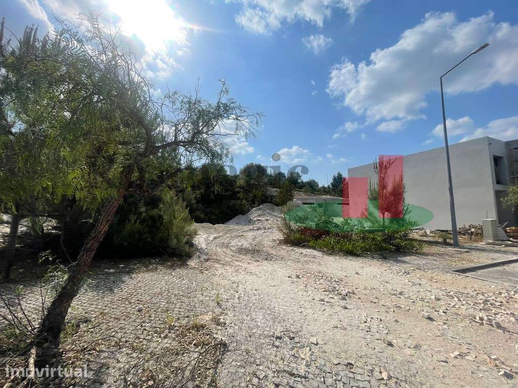 Lote Urbano Rio Maior***RIOMAGIC*** - Grande imagem: 4/7