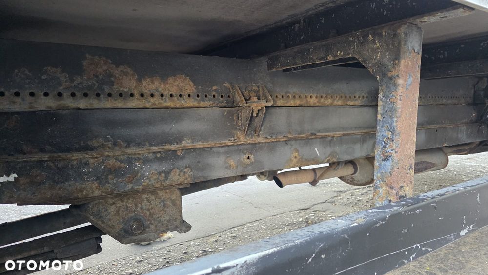 Mercedes-Benz Sprinter - 34