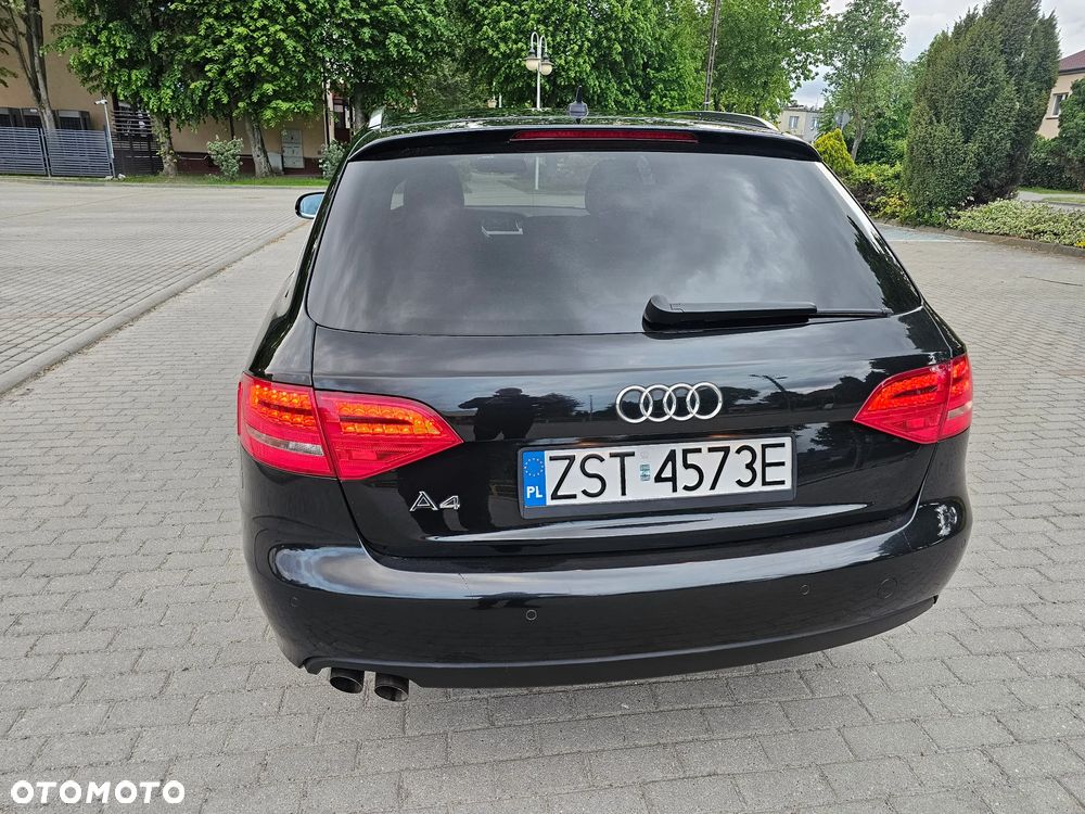 Audi A4 Avant - 8